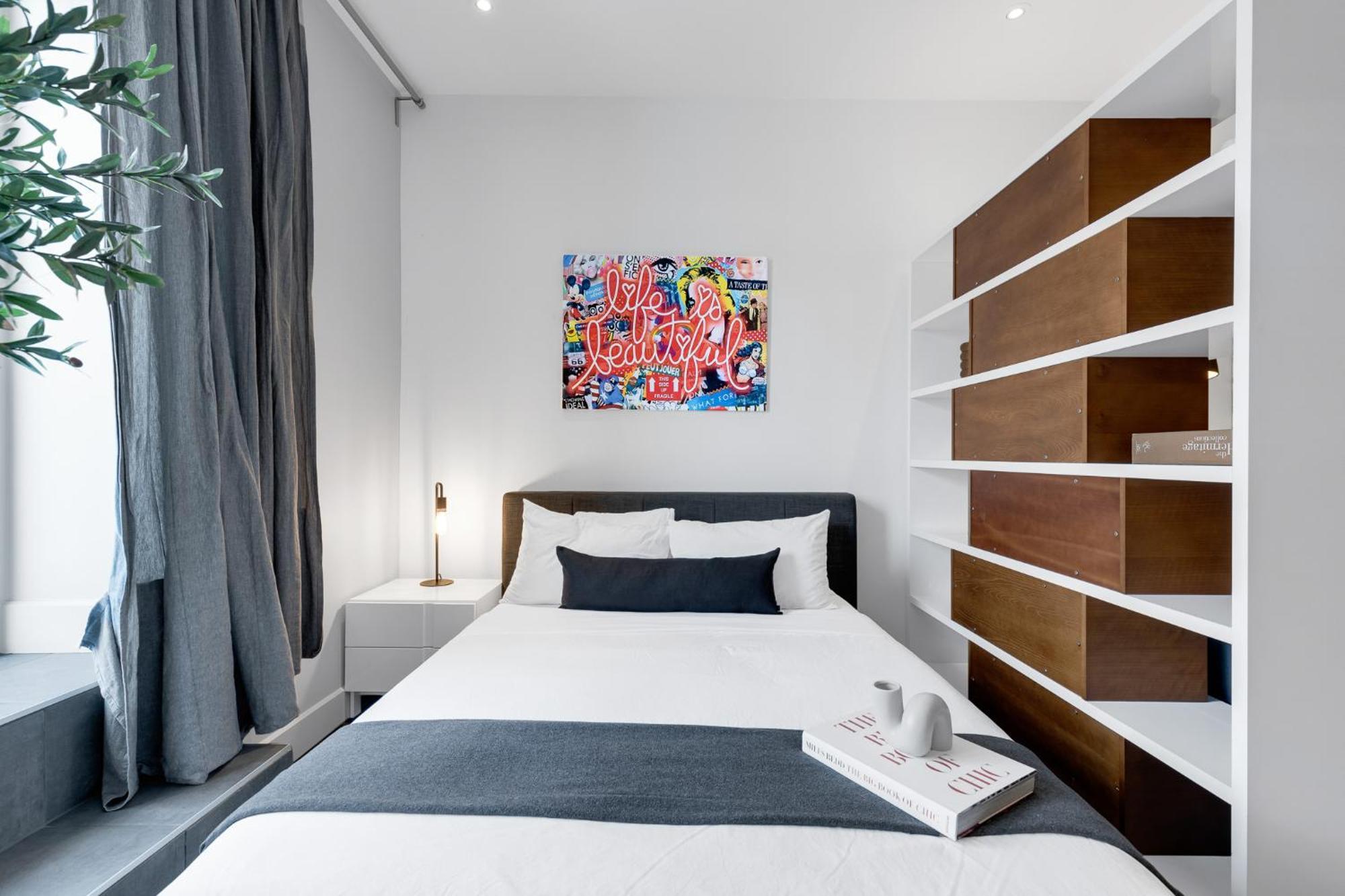 Liv Mtl Soho Aparthotel Montreal Bagian luar foto