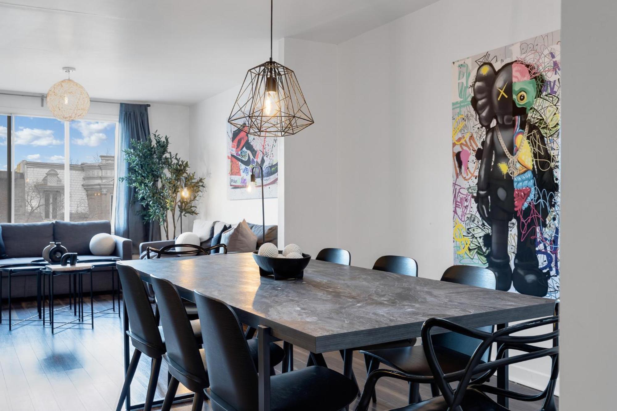 Liv Mtl Soho Aparthotel Montreal Bagian luar foto