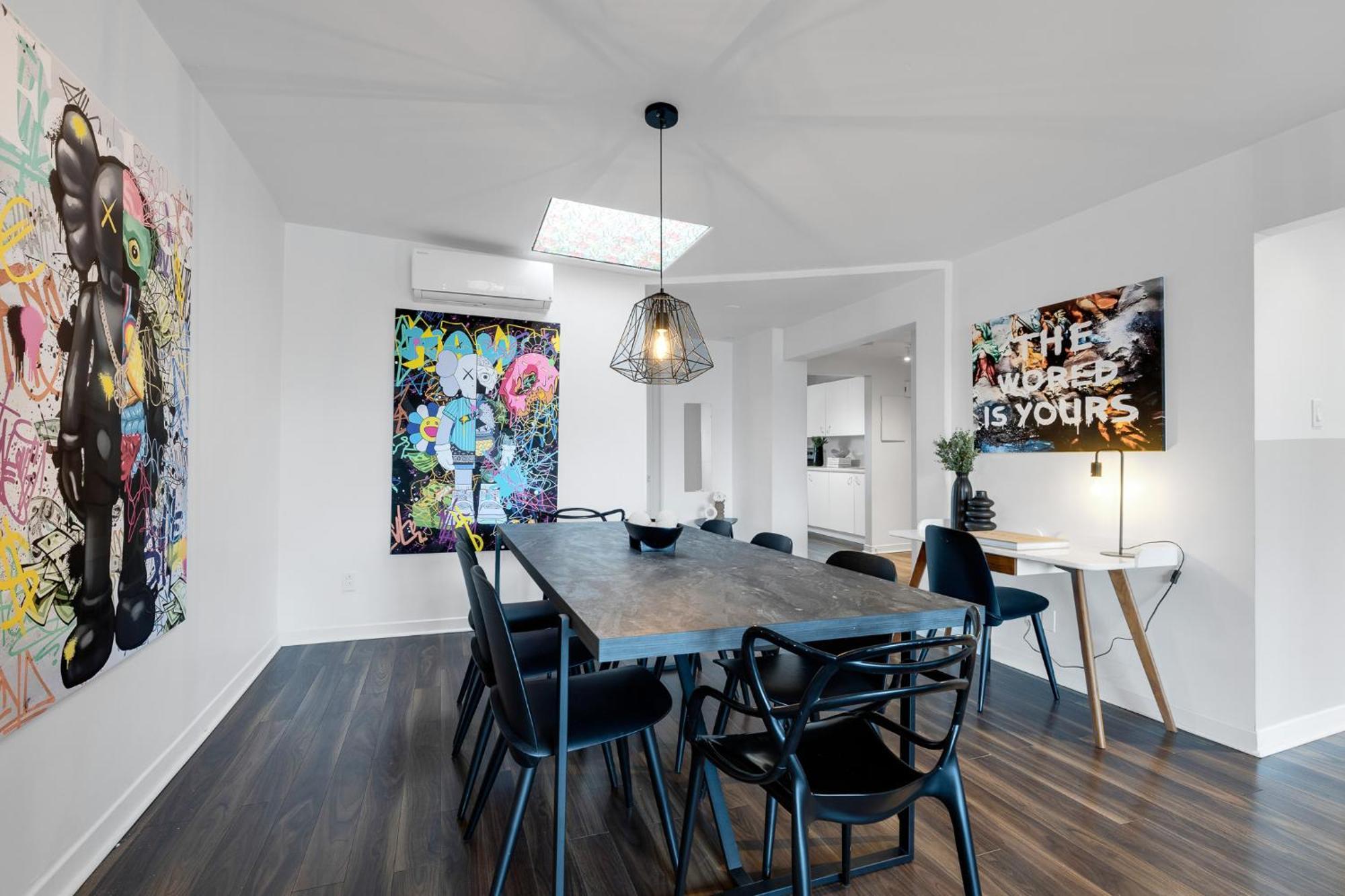 Liv Mtl Soho Aparthotel Montreal Bagian luar foto
