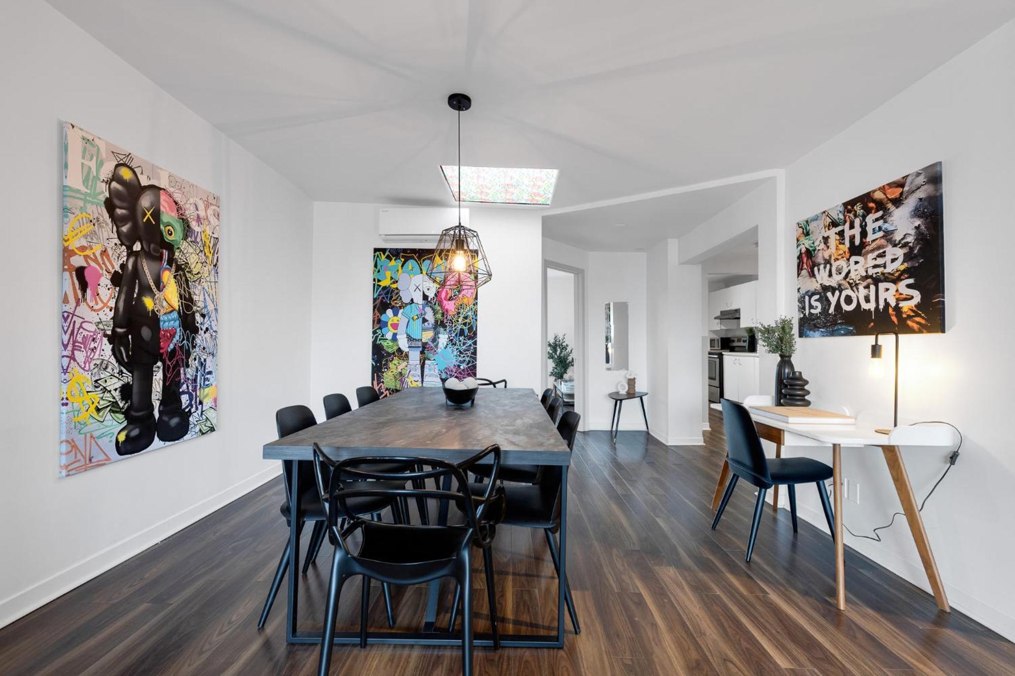 Liv Mtl Soho Aparthotel Montreal Bagian luar foto