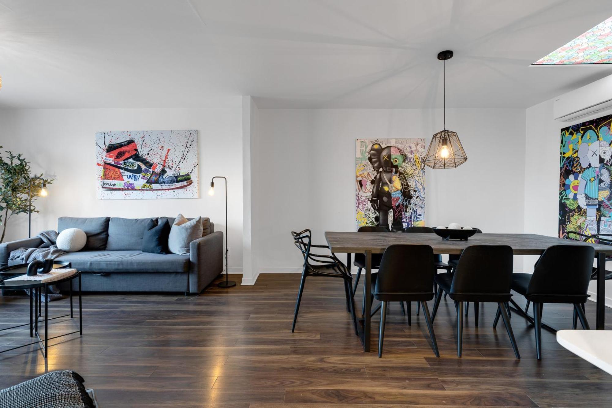Liv Mtl Soho Aparthotel Montreal Bagian luar foto
