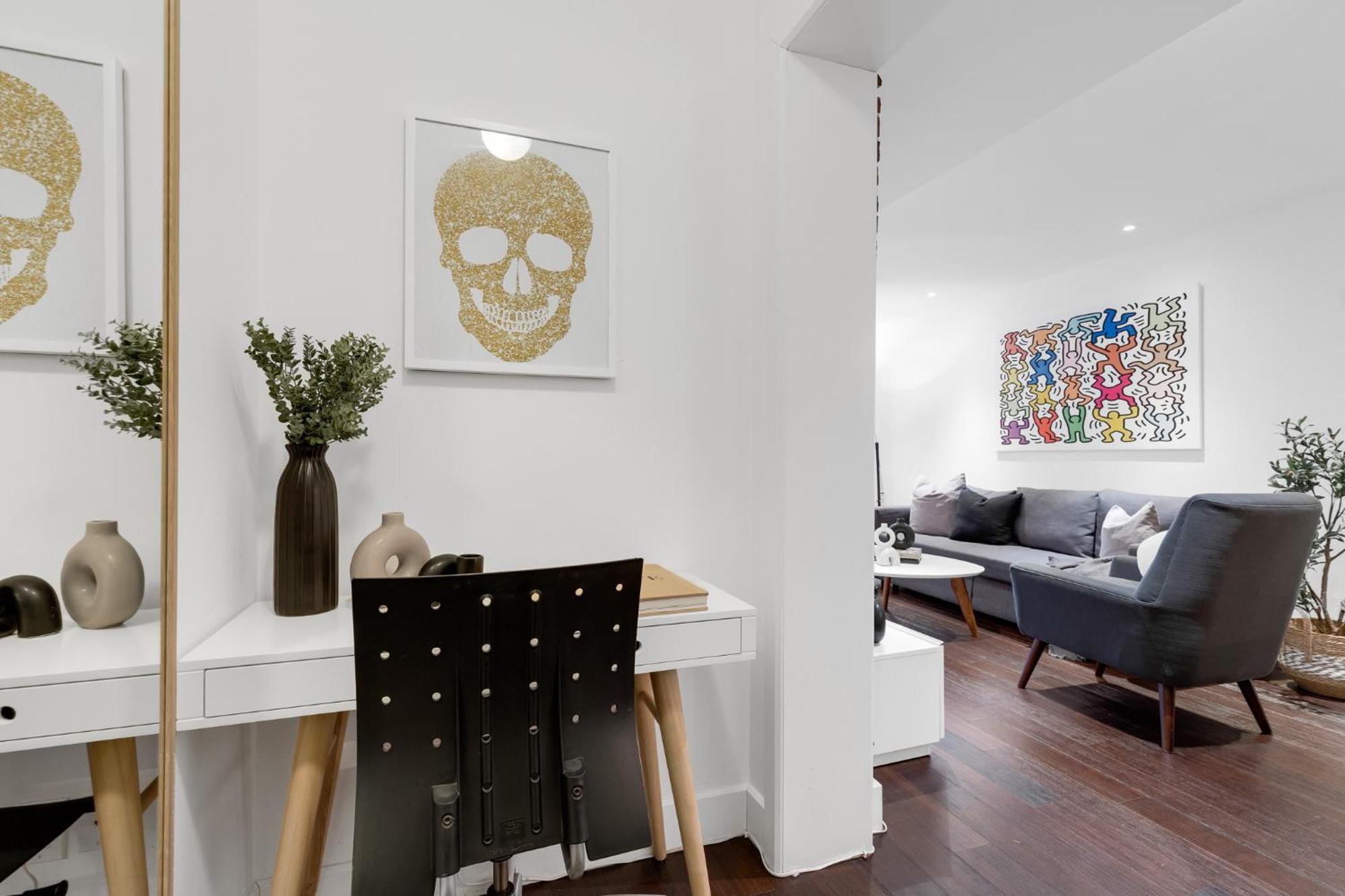 Liv Mtl Soho Aparthotel Montreal Bagian luar foto
